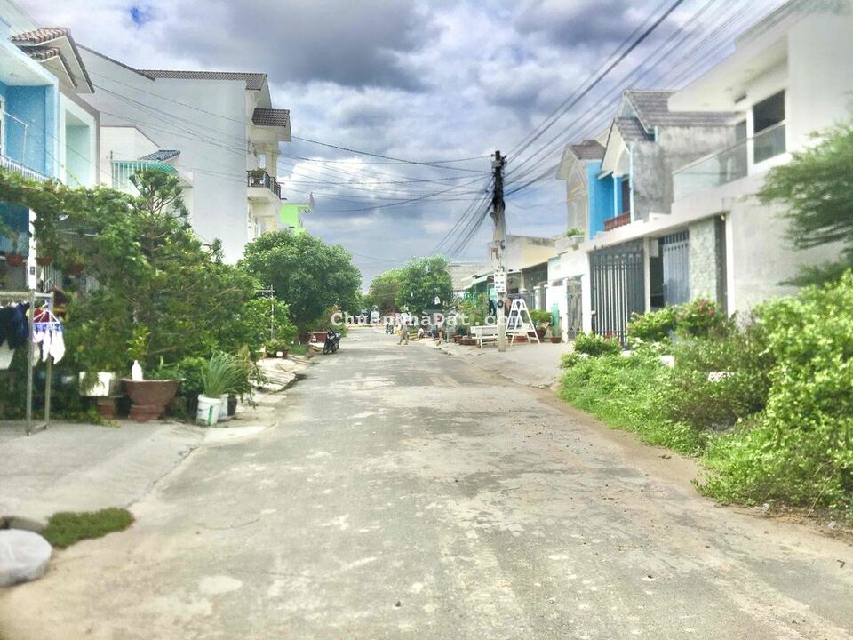 Lô Nội Bộ Lê Duẩn P.Phú Trinh