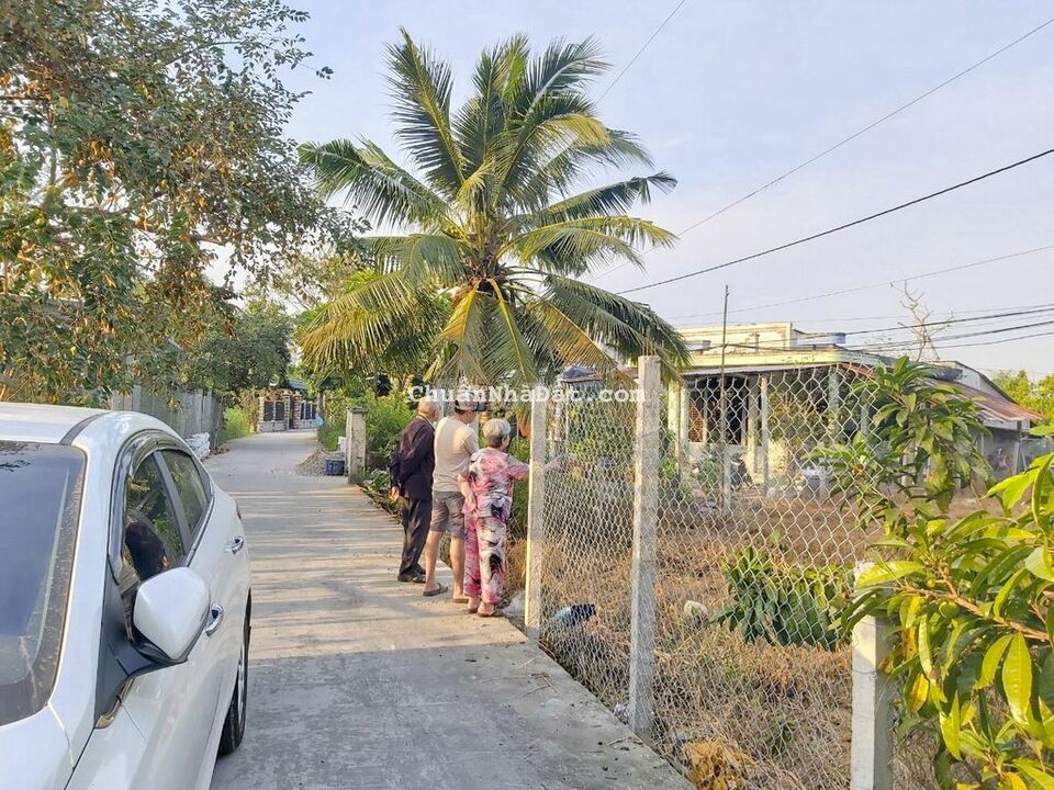 Bán đất 446m2 (150 thổ cư) thuộc Thị Trấn Phong Điền. Lộ ô tô