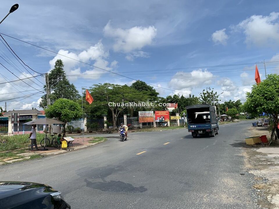 Nhà Cấp 4 mặt tiền đường Nguyễn Văn Cừ 5x14,3=70,25m2 giá 2,9 tỷ PĐ CT