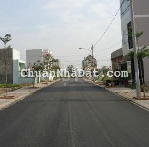 Bán lỗ lô đất 70m2 trả nợ ngân hàng khu Phú Giáo giá = 1 con Ô tô.