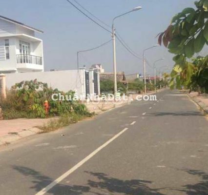 Bán ngộp lô đất Full thổ 100% khu Phú Giáo giá bao mềm. Bán ngộp lô đất Full thổ 100% khu Phú Giáo giá bao mềm.