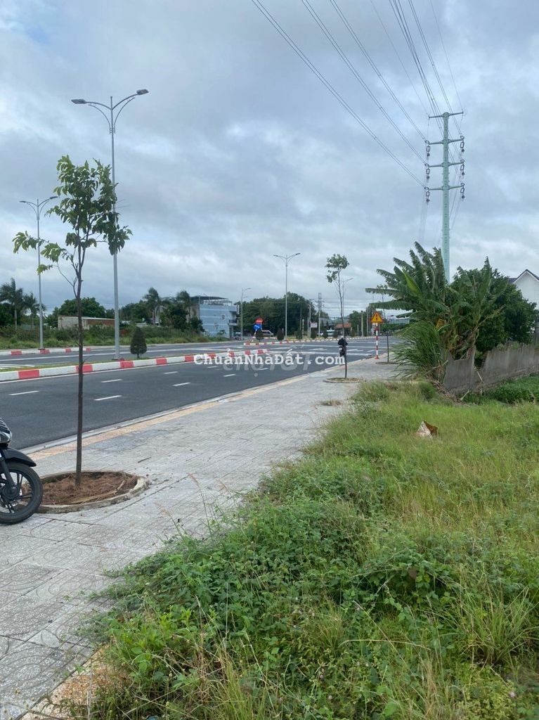 Cần ra nhanh lô đất 121m2 Phú Mỹ - Br Vũng Tàu giá 3,4 tỷ Cần ra nhanh lô đất 121m2 Phú Mỹ - Br Vũng Tàu giá 3,4 tỷ