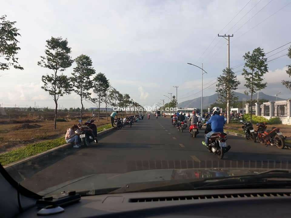 Bán Đất Ngay Khu Công nghiệp MT Nhựa 10m.  Đất Châu Pha. Tx Phú Mỹ