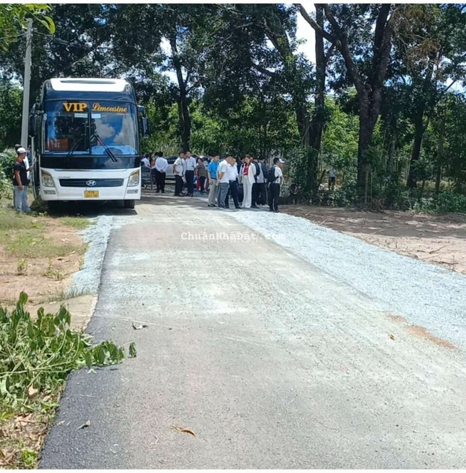 Bán 841m2, có 10m2 thổ cư, 27,57m mặt tiền nhựa, gần KCN Long Bình. Bán 841m2, có 10m2 thổ cư, 27,57m mặt tiền nhựa, gần KCN Long Bình.