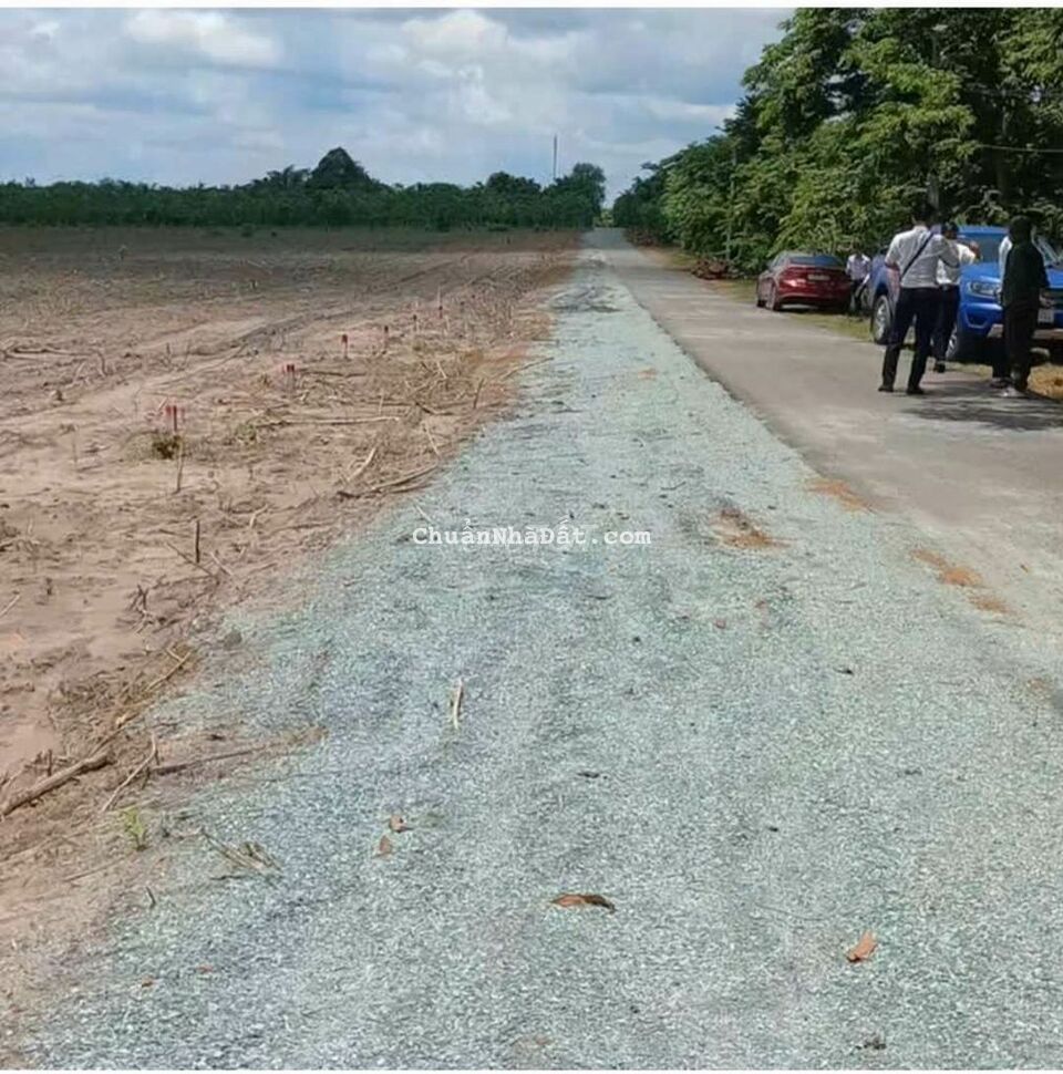 841m2 đất thổ cư, 27m mặt tiền nhựa, gần KCN Long Bình, Phú Riềng.