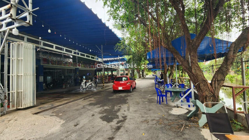 2 lô liền kề mặt tiền sông gần Hà Huy Giáp tiện xây nhà hàng, khách sạn, DT 5m x 30m (10m x 30m)