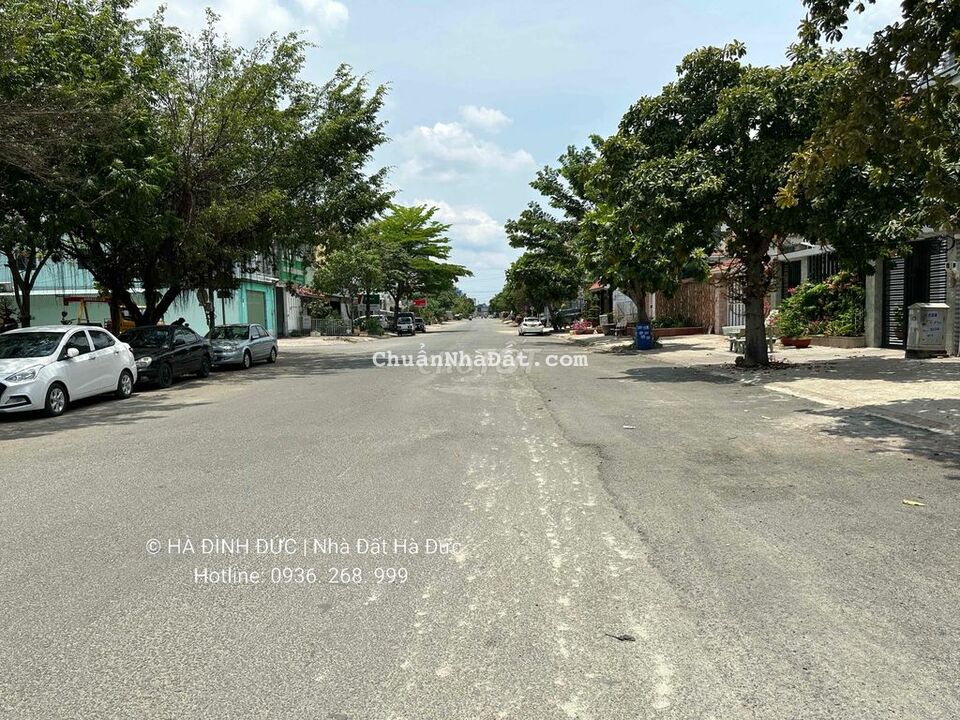 Đất biệt thự mặt đường 30m view sông cách UBND Quận 200m Đất biệt thự mặt đường 30m view sông cách UBND Quận 200m