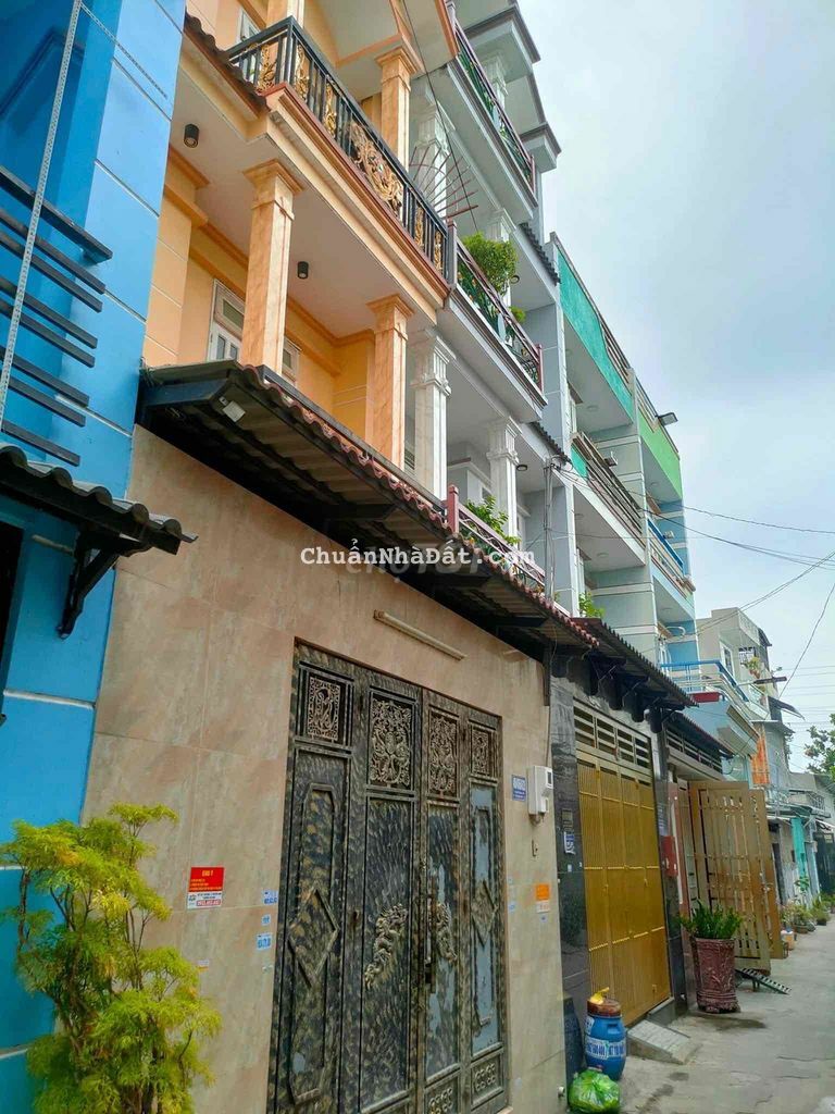 CHỈ 2TỶ3 CÓ NGAY LÔ ĐẤT 4X11,5m SỒ HỒNG HXH HUỲNH THỊ HAI P TCH Q12 CHỈ 2TỶ3 CÓ NGAY LÔ ĐẤT 4X11,5m SỒ HỒNG HXH HUỲNH THỊ HAI P TCH Q12