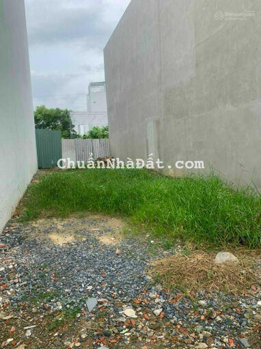 Bán lô đất lọt khe đường TL 15, phường Thạnh Lộc, Quận 12 diện tích khủng