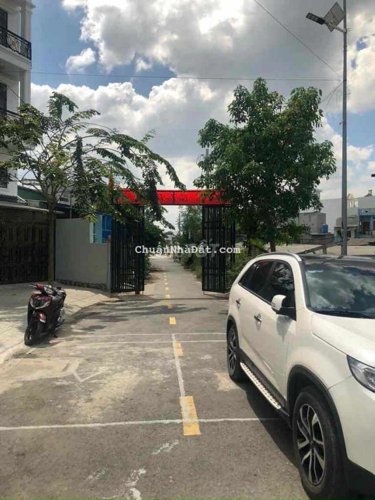 BÁN LÔ ĐẤT ĐẸP Q12 ,DT :4*23 , SHR , GIÁ:4 TỶ 350 BÁN LÔ ĐẤT ĐẸP Q12 ,DT :4*23 , SHR , GIÁ:4 TỶ 350