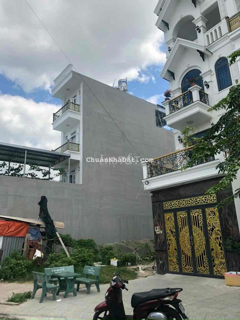 BÁN LÔ ĐẤT ĐẸP Q12 ,DT :4*23 , SHR , GIÁ:4 TỶ 350 BÁN LÔ ĐẤT ĐẸP Q12 ,DT :4*23 , SHR , GIÁ:4 TỶ 350