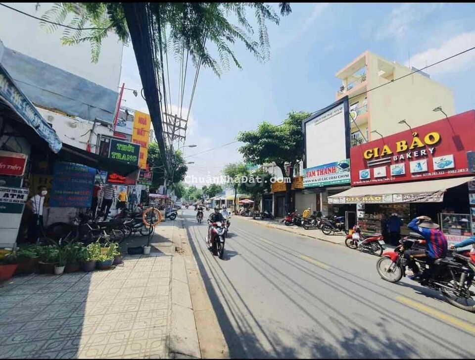 Tôi Chính Chủ Bán 90m2 Đất Đường Phan Văn Hớn Q12 Giá 680Tr có SHR