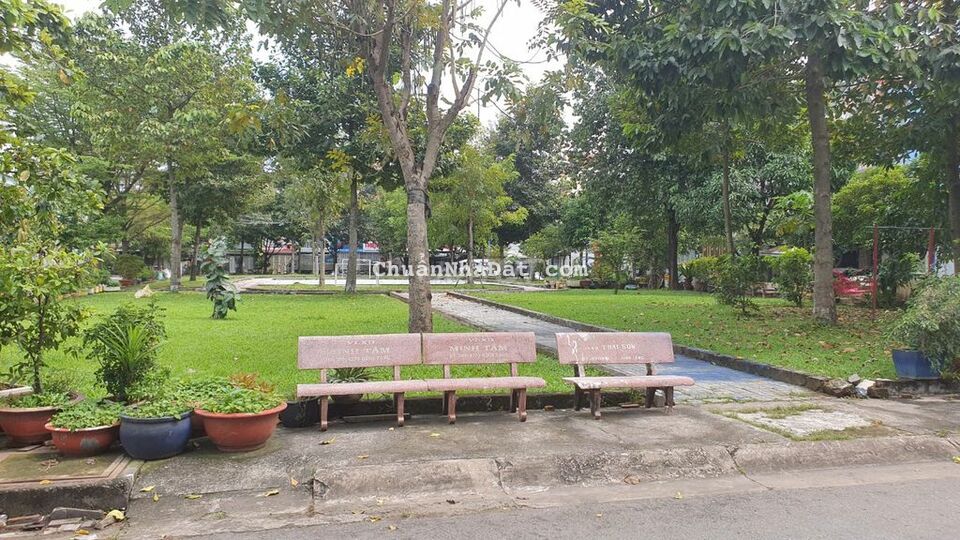 Bán Đất Mặt Tiền Công Viên Dương Thị Giang, 4.5x20. PTTN Quận 12. Bán Đất Mặt Tiền Công Viên Dương Thị Giang, 4.5x20. PTTN Quận 12.