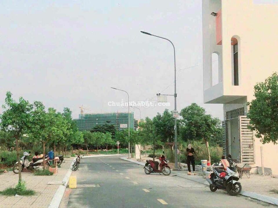 Đất sát Mặt sông Vàm Thuật đường 12m, bán 4.2 tỷ