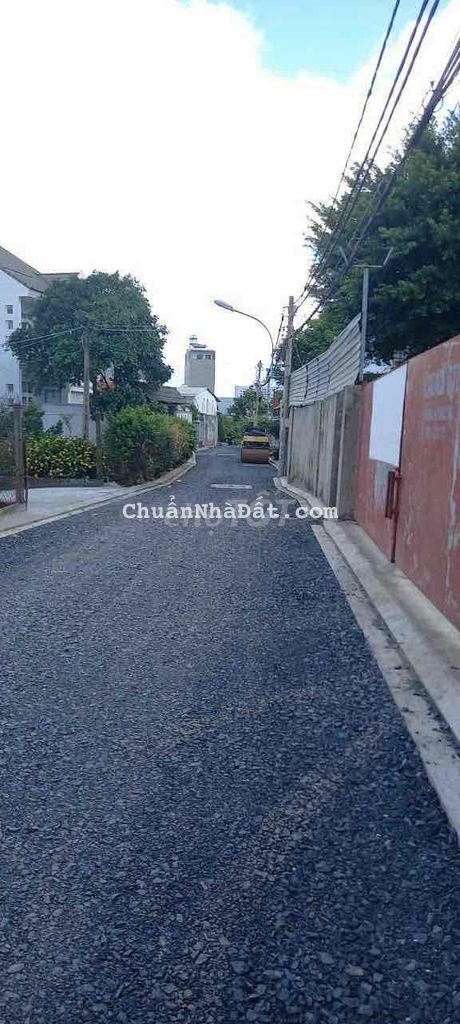 Bán lô đất 97m2 ngay cổng Uỷ Ban Phường An Phú Đông đang làm đường nhu