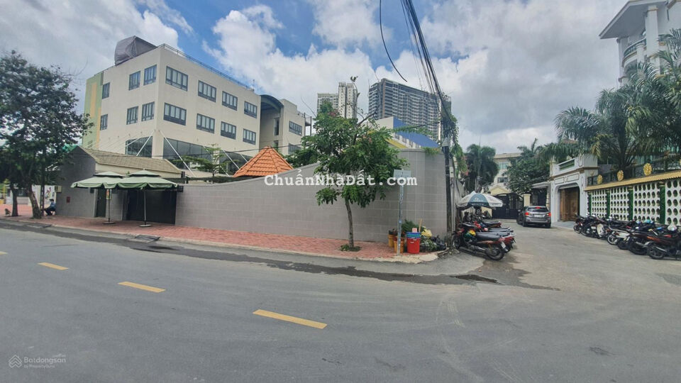 Bán đất 33 Giang Văn Minh - 1700m2 - 293 tỷ - 0908947618