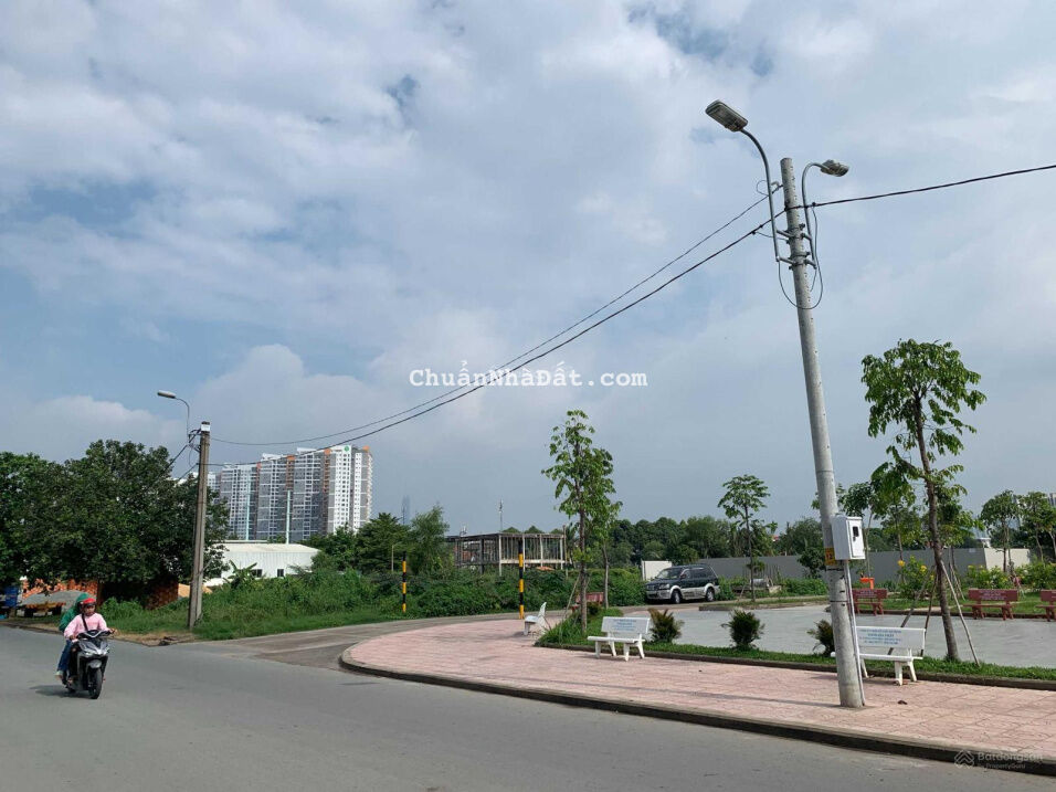 Bán khuôn đất góc 2MT đẹp nhất đường Lê Hữu Kiều, BTT, Quận 2: 391m2(17x23m);GPXD hầm 4 tầng Bán khuôn đất góc 2MT đẹp nhất đường Lê Hữu Kiều, BTT, Quận 2: 391m2(17x23m);GPXD hầm 4 tầng