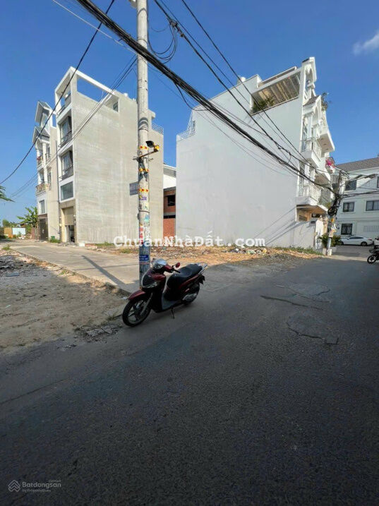 Chính chủ bán lô đất sổ hồng riêng tại đường Lê Đình Quản, Phường Cát Lái, Quận 2 LH 0937008276 Chính chủ bán lô đất sổ hồng riêng tại đường Lê Đình Quản, Phường Cát Lái, Quận 2 LH 0937008276