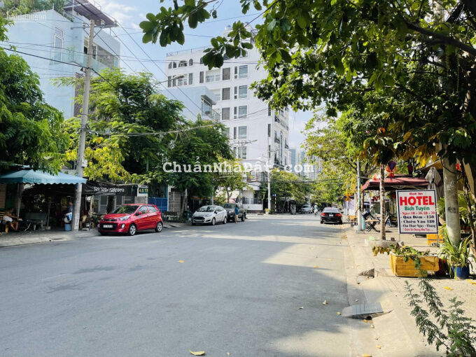 Chính chủ cần bán gấp đất mặt tiền đường Lý Phục Man, Q7. DT 12x37m, XD: cao tầng, SHR, giá 62 tỷ Chính chủ cần bán gấp đất mặt tiền đường Lý Phục Man, Q7. DT 12x37m, XD: cao tầng, SHR, giá 62 tỷ