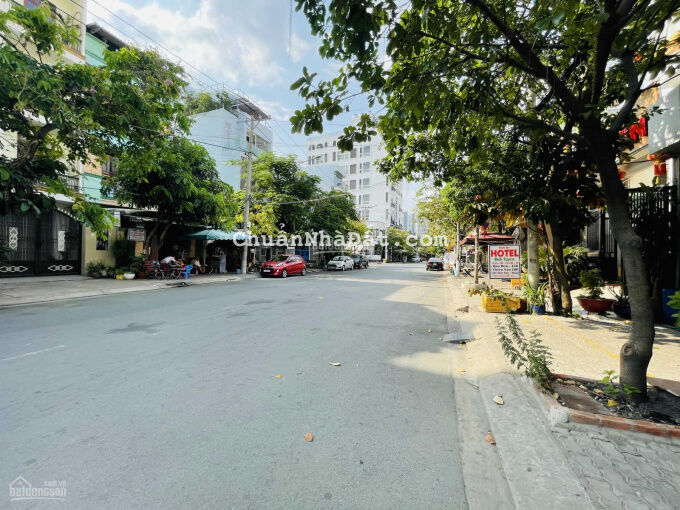 Chính chủ cần bán gấp đất mặt tiền đường Lý Phục Man, Q7. DT 12x37m, XD: cao tầng, SHR, giá 62 tỷ Chính chủ cần bán gấp đất mặt tiền đường Lý Phục Man, Q7. DT 12x37m, XD: cao tầng, SHR, giá 62 tỷ