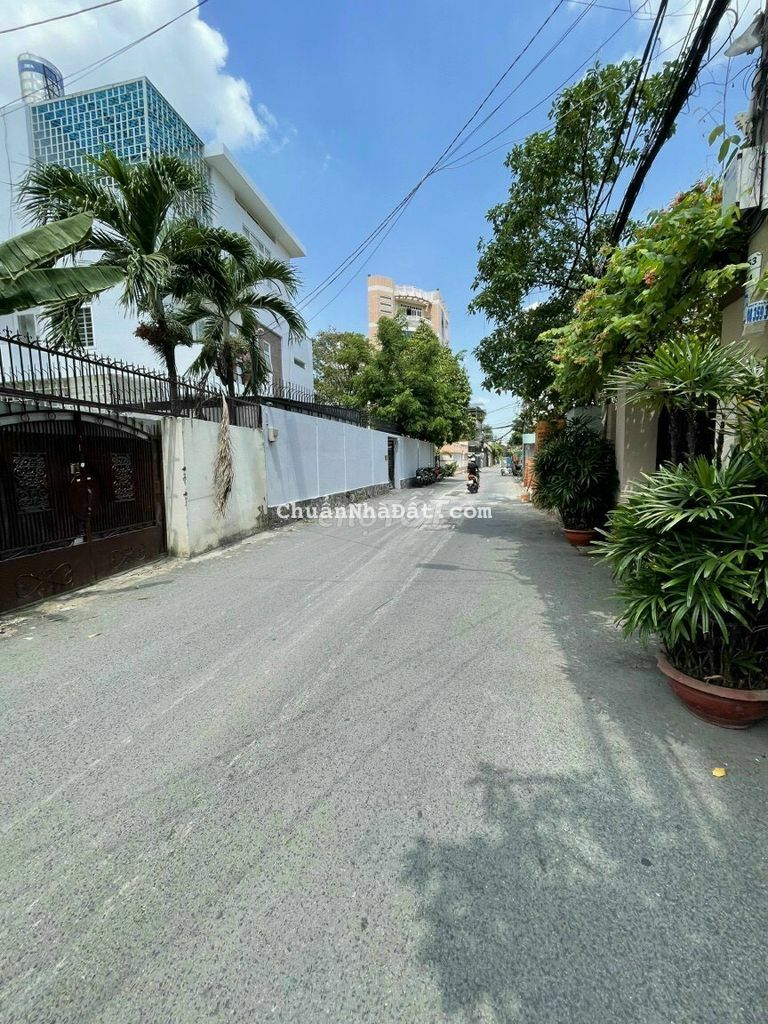 Bán lô đất khu Kiều Đàm Q7 459m2 đường 8m giá 6* tỷ Thương lượng