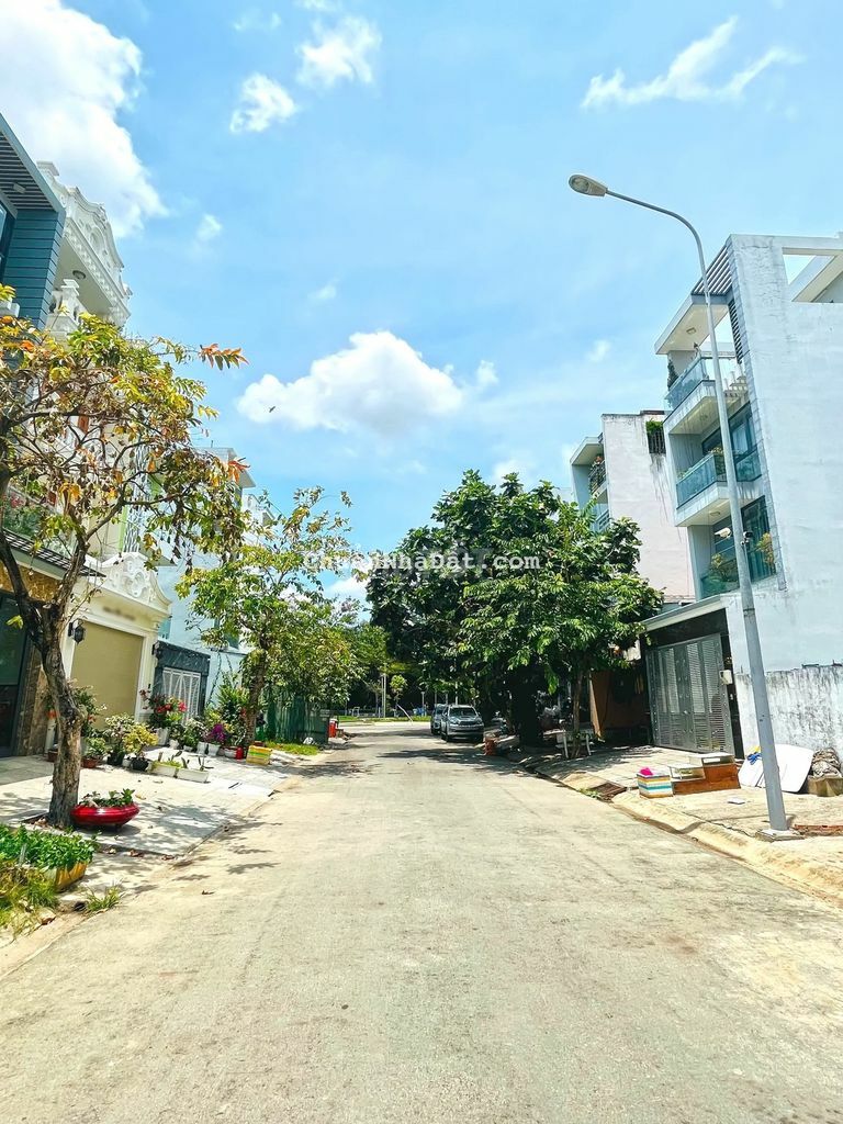 LÔ ĐẤT NỀN VỊ TRÍ ĐẸP KTĐC PHÚ MỸ . P.PHÚ MỸ , QUẬN 7