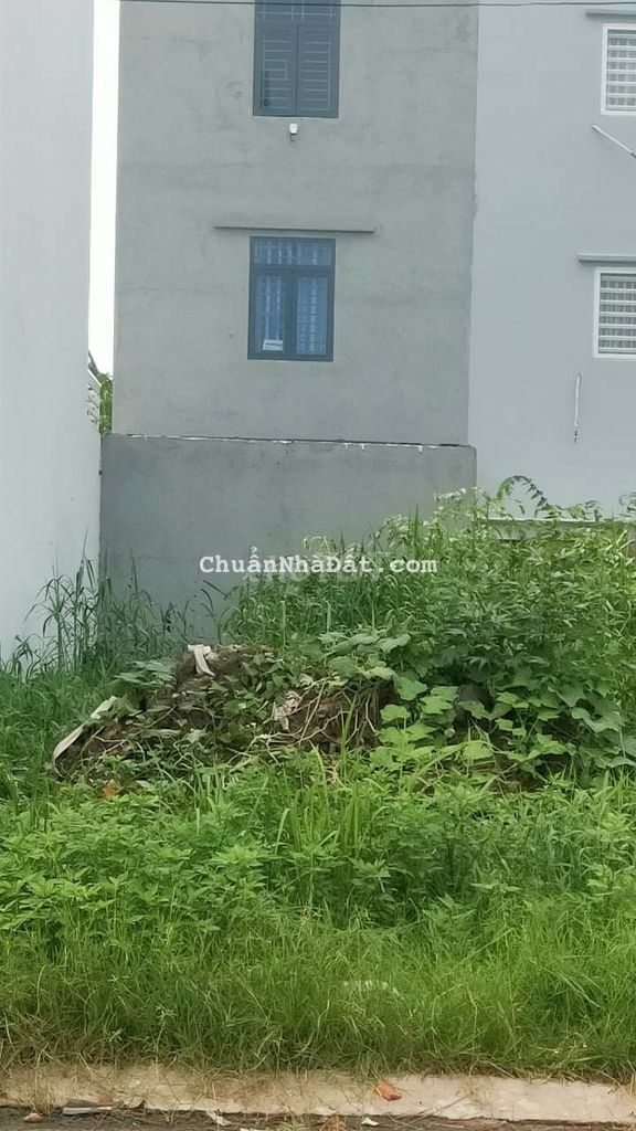 Bán lô đất sát đường 20m KDC Phú Lợi