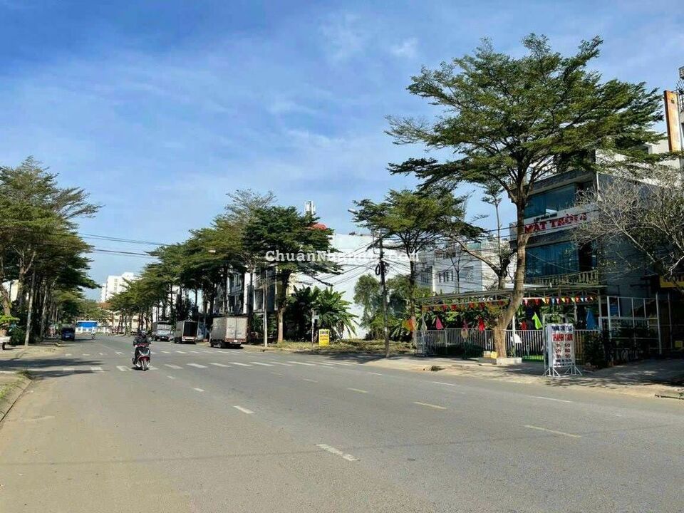 Bán lô đất hiếm đường Phạm Thế Hiển 30m KDC Phú Lợi Bán lô đất hiếm đường Phạm Thế Hiển 30m KDC Phú Lợi