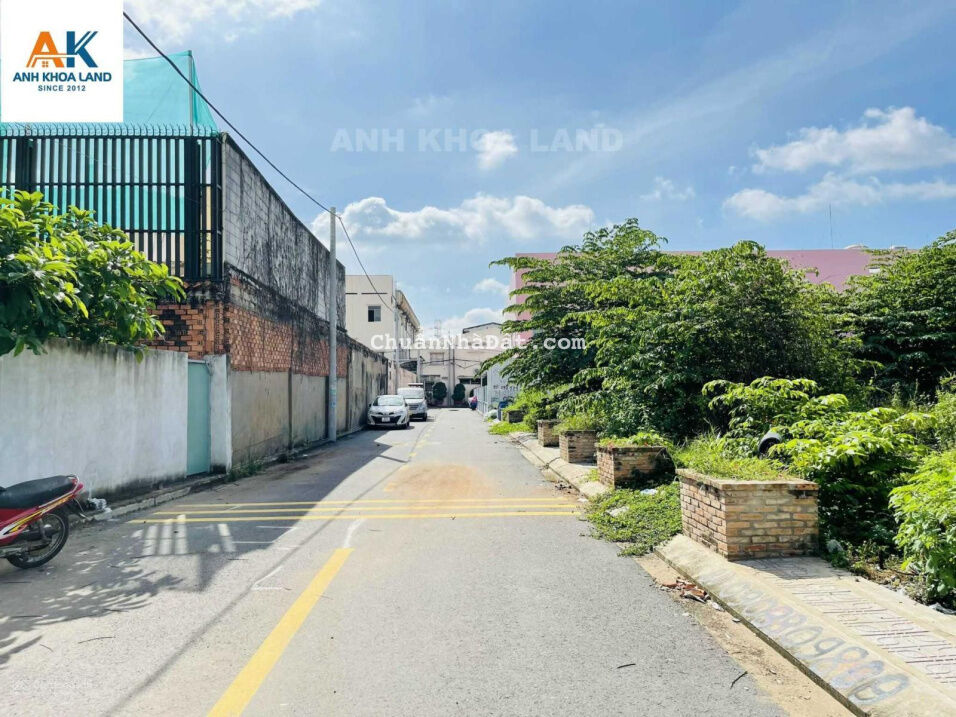 Giảm 600tr - cần ra gấp lô đất mặt tiền - Khu Trung Tâm Hành Chính TP Thủ Đức - chỉ 6,3x tỷ