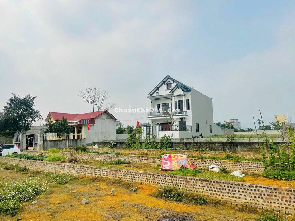 Chủ cần bán 120m full thổ, gần hồ, đơn giá quá rẻ so với thị trường