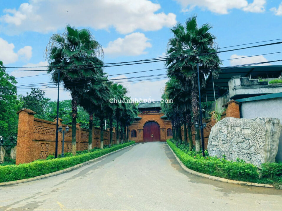 Lô góc 2 mặt tiền chỉ 12tr/m2 ở lõi đô thị Hòa Lạc. Sơn thủy hữu tình. Nghỉ dưỡng tuyệt vời Lô góc 2 mặt tiền chỉ 12tr/m2 ở lõi đô thị Hòa Lạc. Sơn thủy hữu tình. Nghỉ dưỡng tuyệt vời