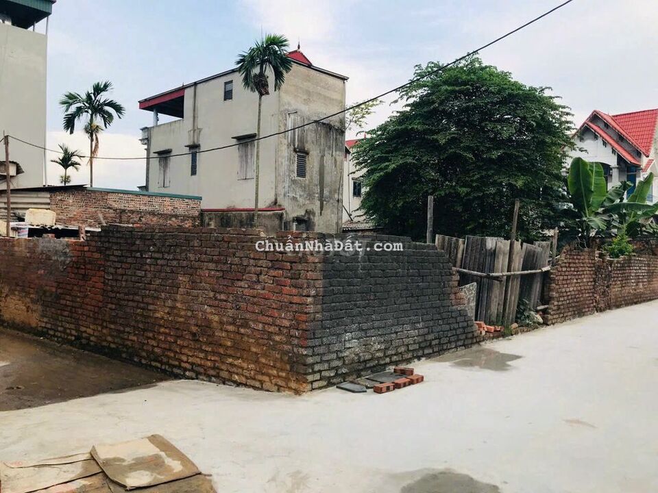 Bán đất trục chính giá chỉ hơn 600 triệu