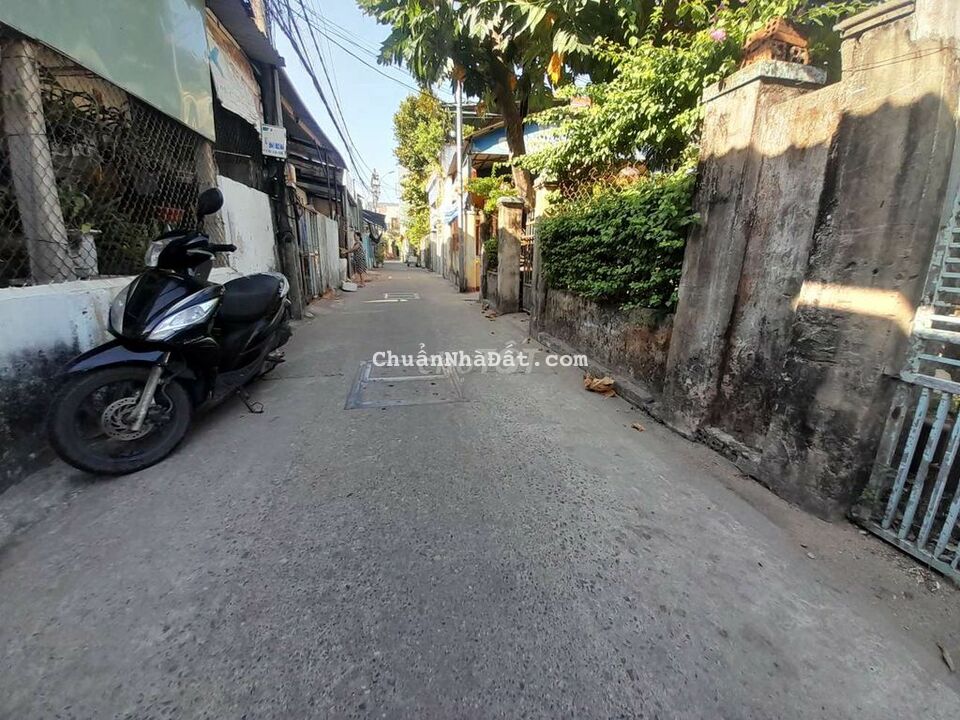 Lô đất biển gần chợ giá sập sàn kiệt 3m5