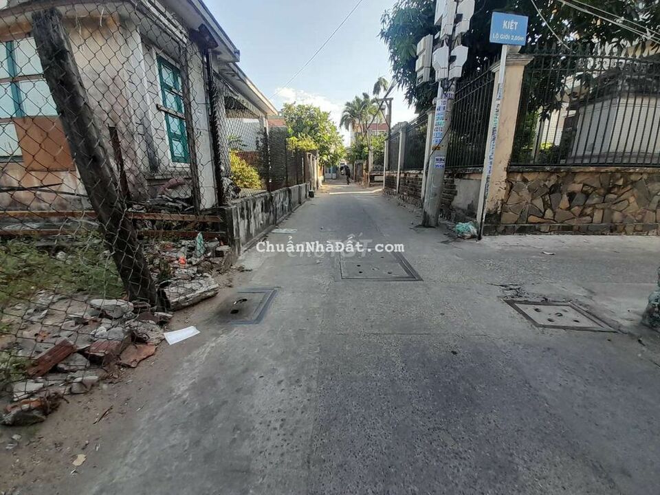 Lô đất biển gần chợ giá sập sàn kiệt 3m5