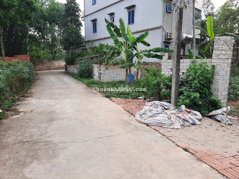 Đất của nhà cần bán gấp với giá rẻ chỉ hơn 5tr/m, đg ô tô đỗ cửa