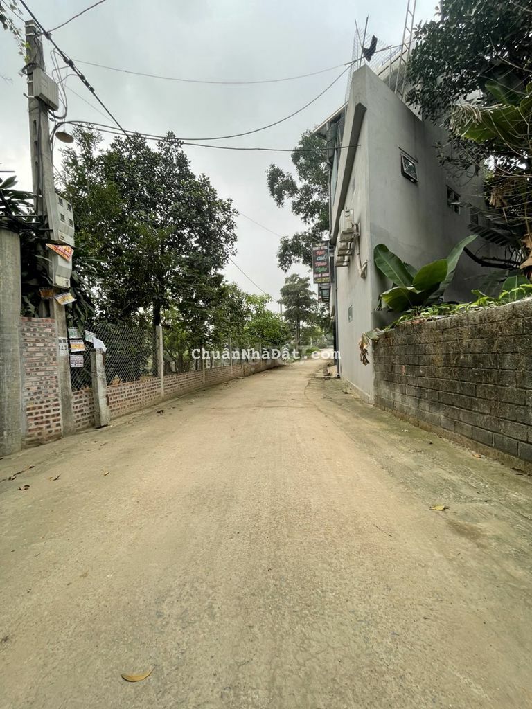 Cần bán 150m Cổ Đông, ô tô đỗ cửa, giá vài tr/m, đã sẵn sổ, gần Ub xã