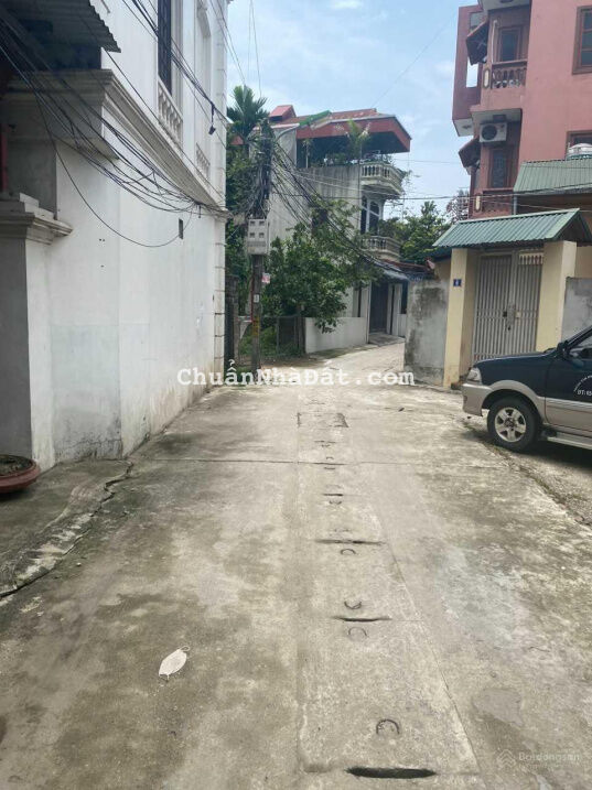 Cần bán đất diện tích 90.6m2 đất ở thôn Thuần Nghệ, phường Quang Trung, Thị xã Sơn Tây, Hà Nội