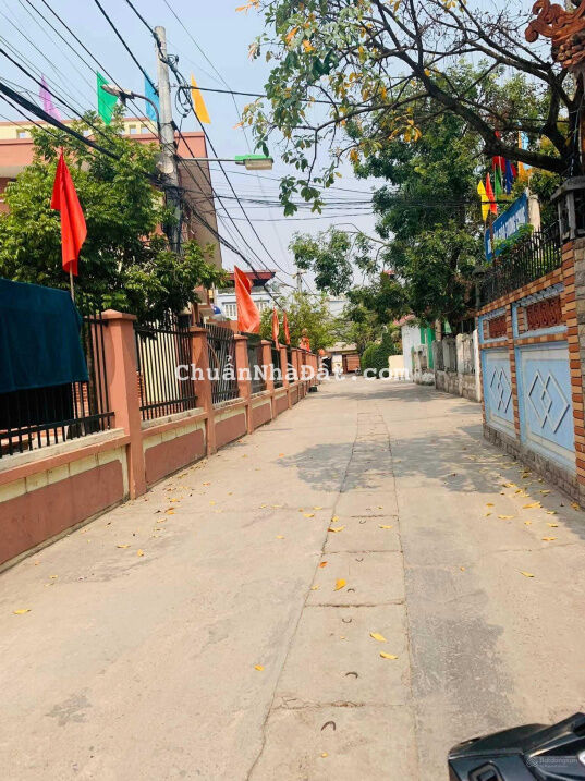 Bán đất 45m2 thôn 3 Vạn Phúc Thanh Trì, cách 10m ra trục đường chính, MT 4m, 1.2 tỷ Bán đất 45m2 thôn 3 Vạn Phúc Thanh Trì, cách 10m ra trục đường chính, MT 4m, 1.2 tỷ