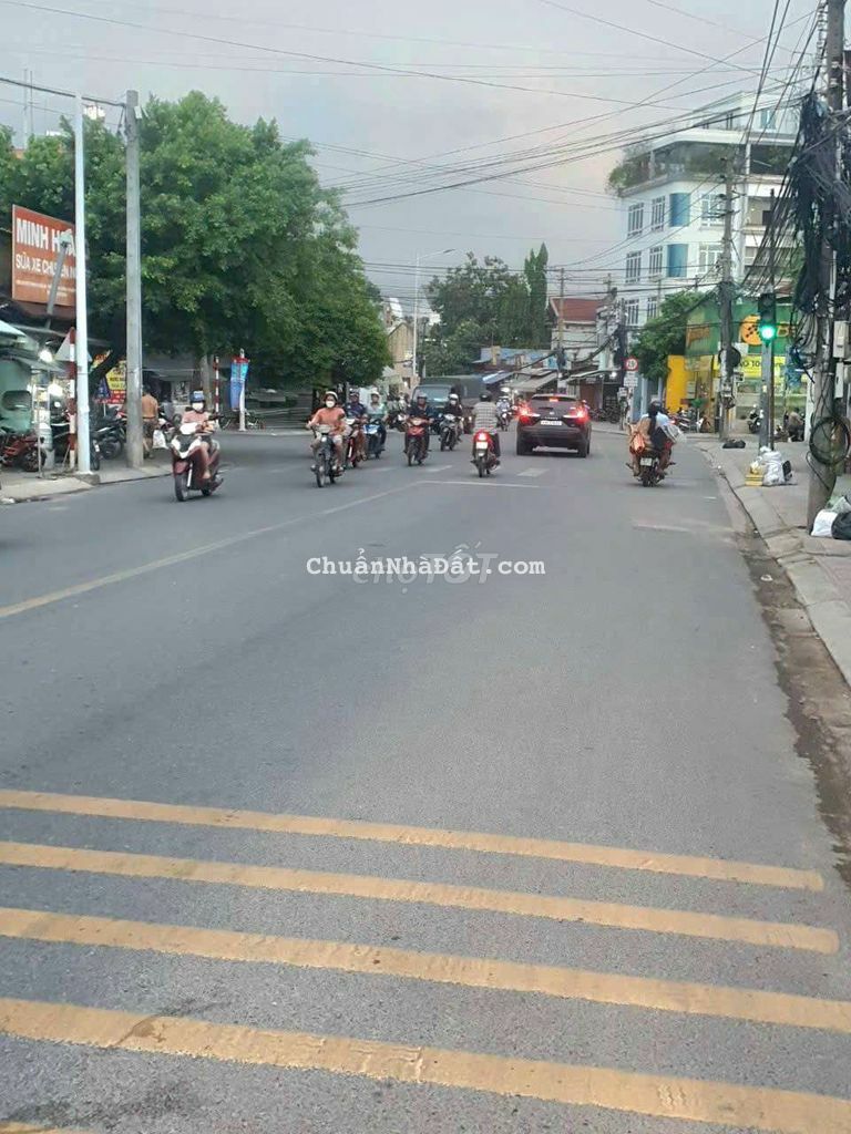 Đất Mặt Tiền Gần Ngã 4 Thủ Khoa Huân