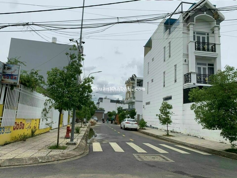 Tôi Chủ Bán Gấp 580m2 Đất T/cư 100%,Gần Cổng Chào BD 1,6tỷ, SHR