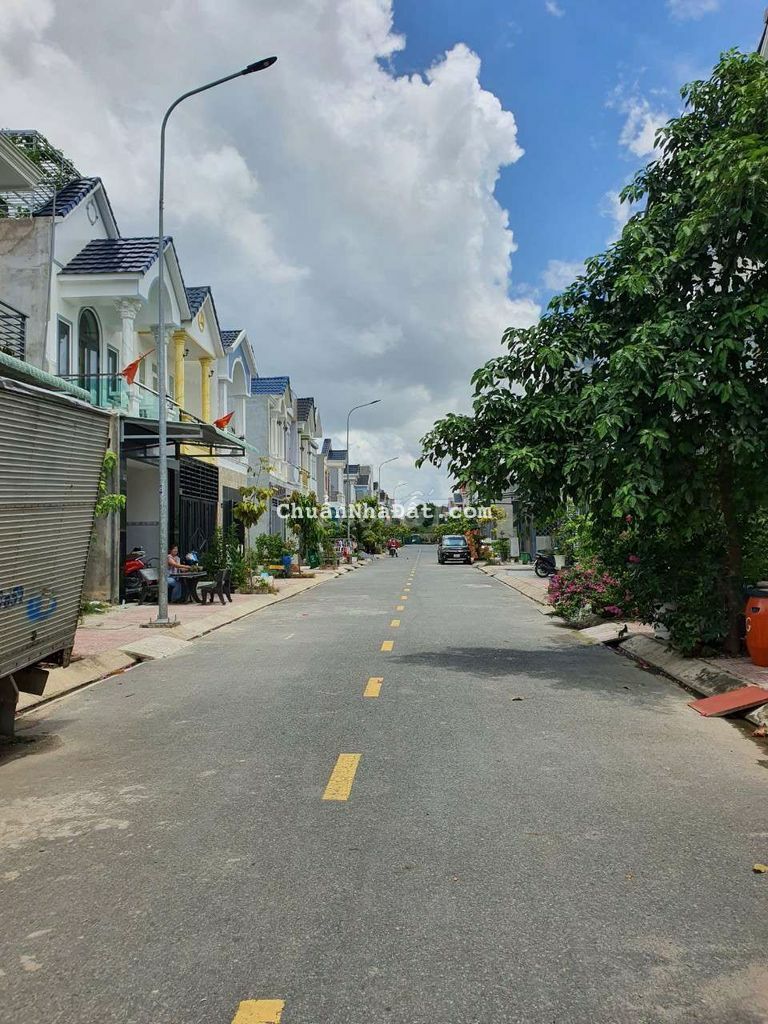 Đất KDC Phú Hồng Thịnh 8, gần chợ Phú Phong và ngã tư Miếu Ông Cù 446