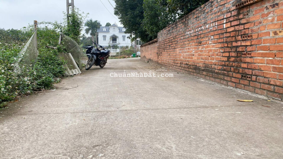 Hơn 800 triệu sở hữu ngay gần 70m2 Sen Trì Bình Yên! LH em Vân 0868819991