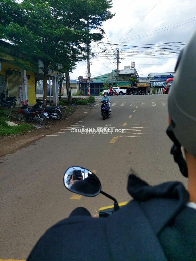 Về Bắc cần bán lô đất thổ cư đẹp kế bên DT769