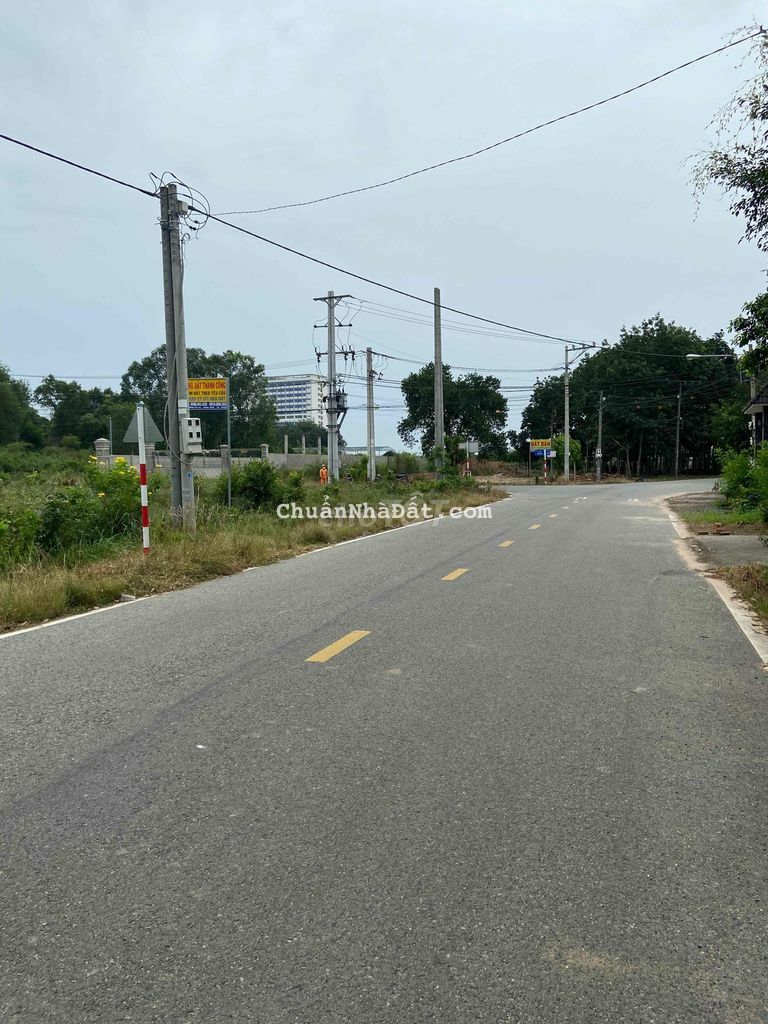 Chủ cần tiền giảm giá bán đất mặt tiền dx 81 gần bệnh viện 1500 giương