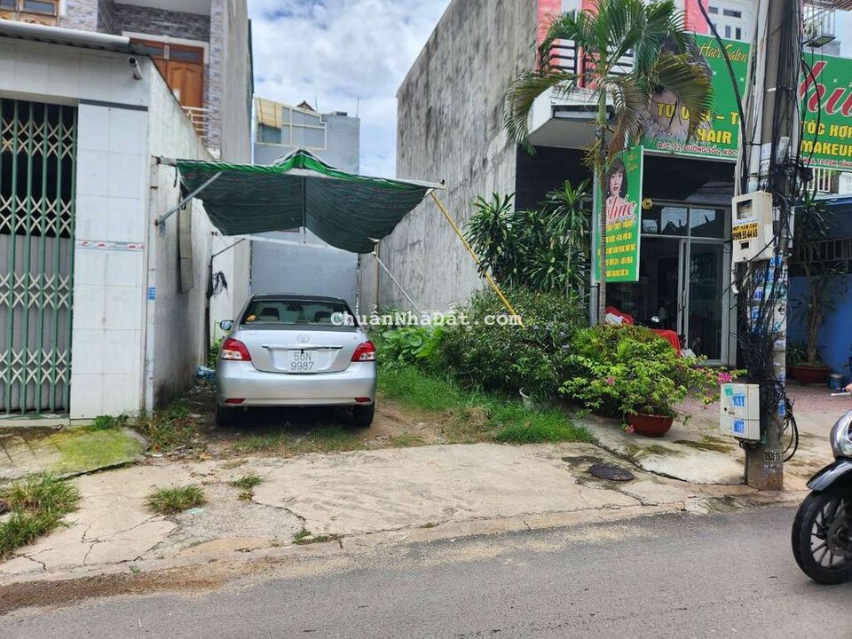 BÁN GẤP LÔ ĐẤT ĐX02 PHÚ MỸ CÁCH DT742 CHỈ 300M SỔ RIÊNG