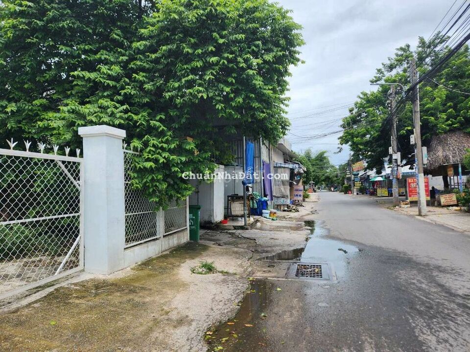 BÁN GẤP LÔ ĐẤT ĐX02 PHÚ MỸ CÁCH DT742 CHỈ 300M SỔ RIÊNG