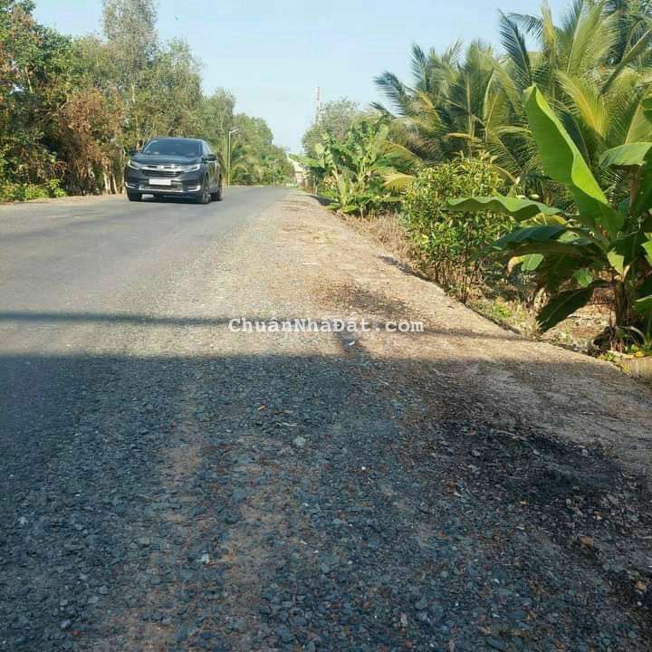 Đất vườn mặt tiền đường nhựa 9m.