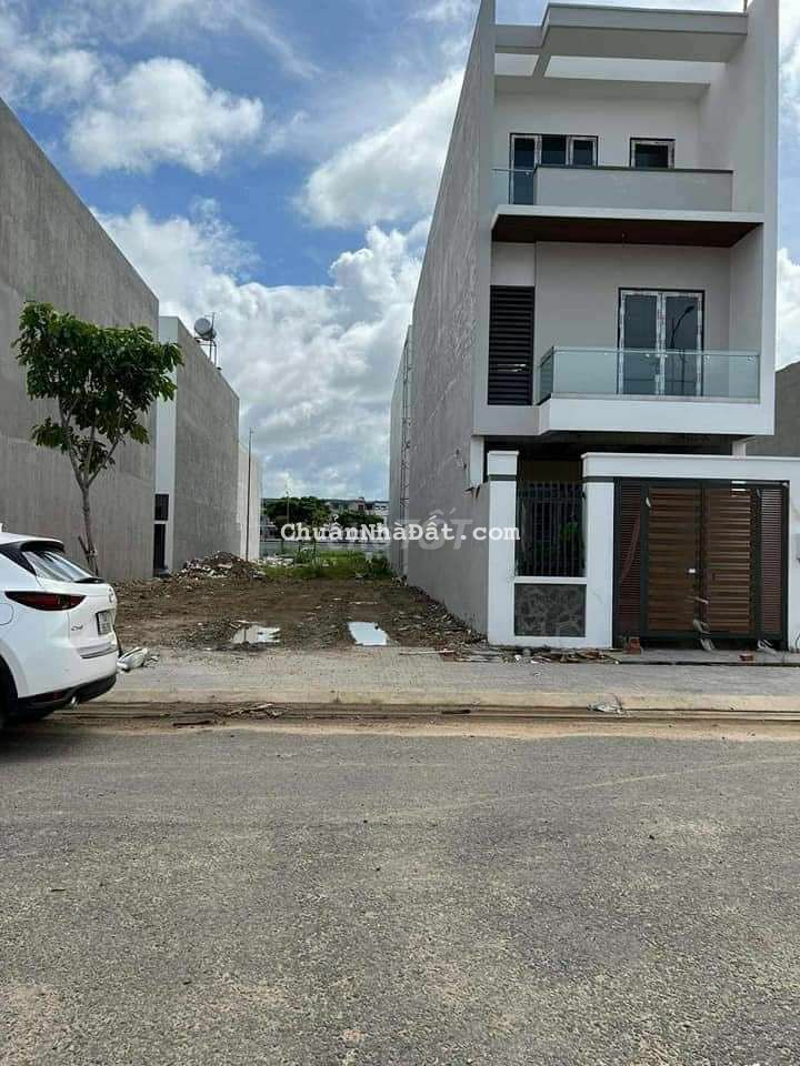 Bán gấp lô đất NGAY CHỢ CHÍNH CHỦ