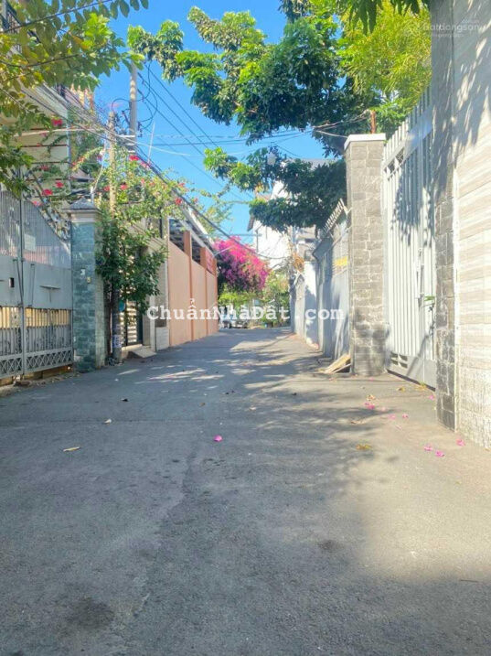 Cần bán lô đất khu bên sông đường 23 gần Gigamall, Hiệp Bình Chánh Tp. Thủ Đức