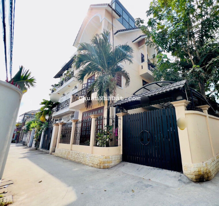 Bán đất Đường 12 Trường Thọ, vị trí đẹp, thích hợp đầu tư/xây CHDV/ Biệt thự, 247m2 có thương lượng Bán đất Đường 12 Trường Thọ, vị trí đẹp, thích hợp đầu tư/xây CHDV/ Biệt thự, 247m2 có thương lượng